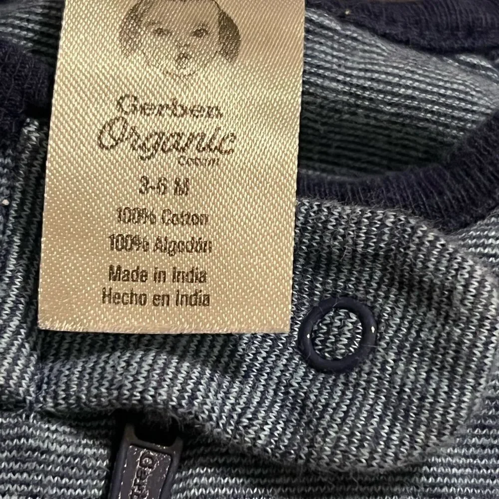 Gerber organic 3-6 months onesie
